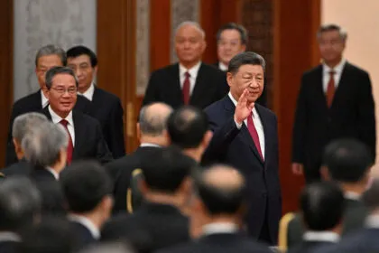 Trotz bröckelnder Macht: Xi Jinping bleibt Oberster Führer Chinas
