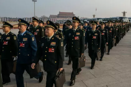 Krieg bis 2027? Säuberungen in Chinas Militär enthüllen interne Zerwürfnisse um Taiwan-Frage