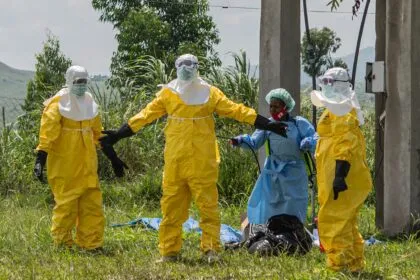 Ebola: Wenn Rebellen das Gesundheitswesen kontrollieren