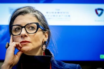 Nach Gerichtsurteil: USA heben Sanktionen gegen Albanese auf
