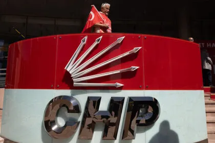 Türkisches Gericht setzt Führung der größten Oppositionspartei CHP ab
