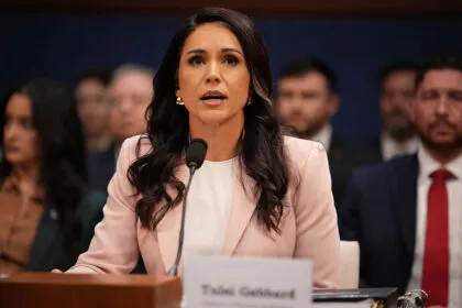 Aus familiären Gründen: US-Geheimdienstkoordinatorin Tulsi Gabbard tritt zurück