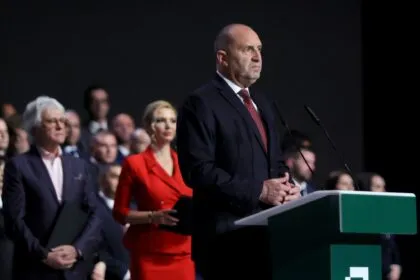 Wahl in Bulgarien: Ex-Präsident Radew laut Prognose klarer Sieger