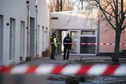 Fünfjähriger Junge in Berliner Kita wohl von Tür erschlagen