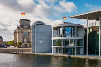 CDU und SPD drängen Regierung, den öffentlichen Streit einzustellen