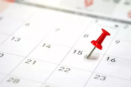Forscher bezweifeln mögliches Wirtschaftswachstum durch Streichung von Feiertag