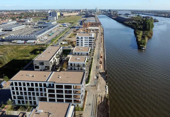 Der Bremer Überseehafen hat sich über Jahre zur Überseestadt gewandelt. (Archivbild)