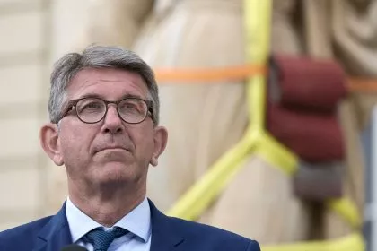 Kulturstaatsminister Weimer drängt Netflix und Co zu Investitionen in Deutschland