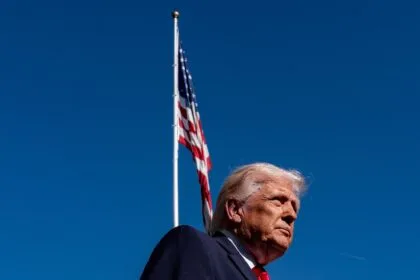 Trump kündigt 25 Prozent Zölle auf Autos und Lastwagen an