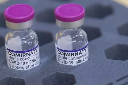 Urteil aus Hessen: BioNTech haftet nicht für Impfschäden - kein Schadensersatz