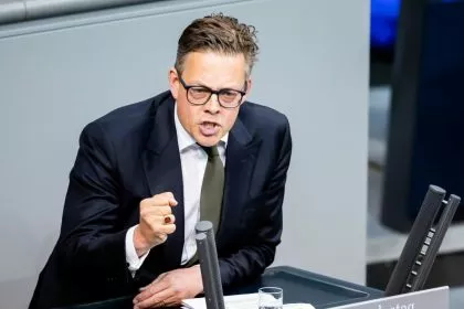 Neues Stiftungsfinanzierungsgesetz verabschiedet: AfD geht weiter leer aus