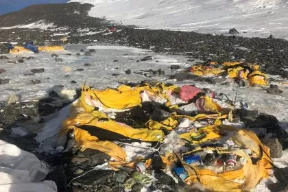 In Nepal reparieren „Eisfall-Ärzte“ die Routen zum Gipfel des Mount Everest