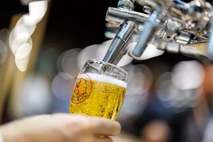 Getränke im EU-Vergleich: Alkohol in Deutschland preiswert, Alkoholfreies teurer
