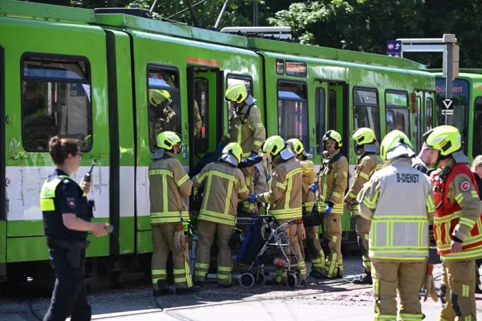 Die beiden Bahnen waren kollidiert.