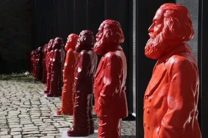 Der dunkle Ursprung des Kommunismus: Hass auf die Menschheit, Hass auf die Schöpfung - Ein Spezialeditorial