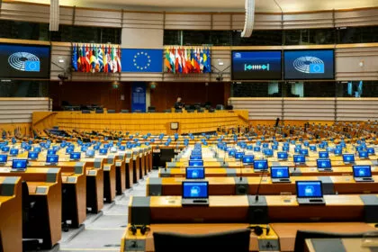 Lobbycontrol: Wirtschaft gibt Rekordsumme für Einflussnahme auf EU-Institutionen aus