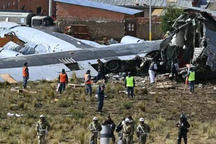 Ansturm auf Banken: Geld-Transportflugzeug in Bolivien abgestürzt