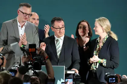 TICKER Wahl BW | Grüne vor CDU - Beide Parteien haben je 56 Mandate im Landtag