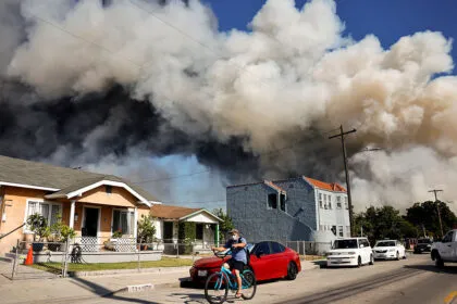 Los Angeles ruft Ausnahmezustand wegen Brand aus