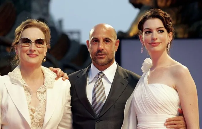 Venedig, 7. September 2006 – Die Schauspieler Meryl Streep, Stanley Tucci und Anne Hathaway aus „Der Teufel trägt Prada“ bei der Premiere des Films bei den 63. Filmfestspielen von Venedig. Foto: MJ Kim/Getty Images