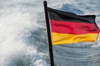Lidl-Reederei bringt erstes Containerschiff unter deutscher Flagge nach Heilbronn