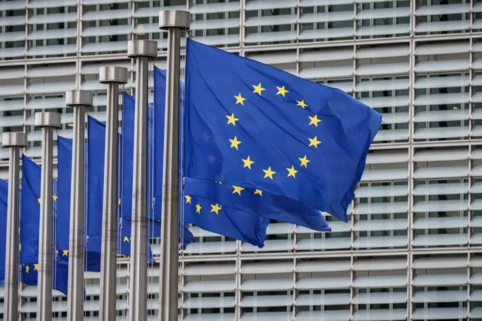 Die EU-Kommission genehmigt ein milliardenschweres Beihilfeprogramm Deutschlands für den Klimaschutz in der Industrie. (Symbolbild)