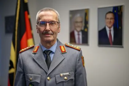 Neuer Wehrdienst: Die ersten 5.000 Briefe sind raus