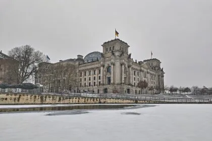 Gericht: Bundestag darf Abgeordnetenmitarbeitern Ausweis verweigern