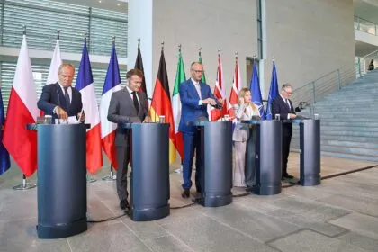 E5-Spitzentreffen im Kanzleramt: Merz wirbt für starken NATO-Gipfel