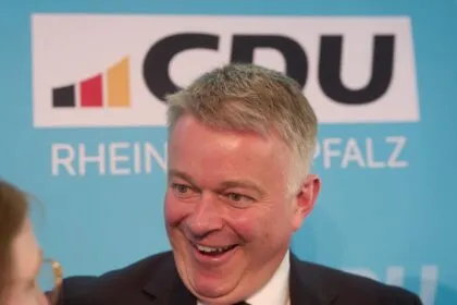 Rheinland-Pfalz: CDU und SPD stimmen für Koalitionsvertrag