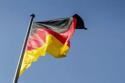 Bundesregierung will keine Deutschlandflaggen an Schüler im Abschlussjahr verteilen