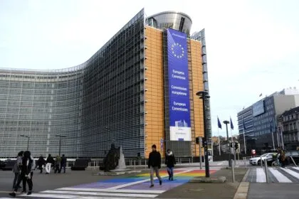 GEAS startet: EU führt verschärfte Asylreform mit Grenzlagern ein