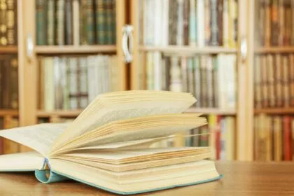Alle Bücher zur Hand: Die Magie der eigenen Hausbibliothek