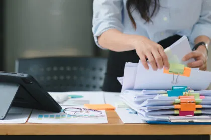 „Genug gearbeitet“ - Bürokratie: Wenn Verwaltung Führung auffrisst