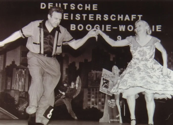 Die passionierten Tänzer sind schon um die ganze Welt gereist. Ihr schönstes Erlebnis war jedoch eine Reise nach Amerika, wo sie die legendären Tänzer des Films „Rock Around the Clock“ trafen. Foto: mit freundlicher Genehmigung von Nellia und Dietmar Ehrentraut