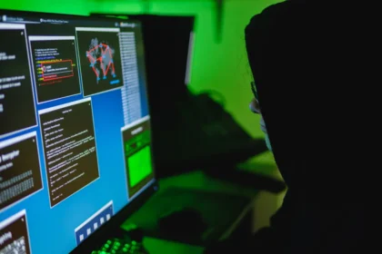 Drohung mit Angriffen auf WM: Iran-nahe Gruppe will FBI-Drohnen gehackt haben
