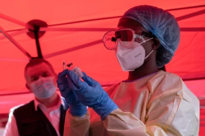 CEPI fördert Ebola-Impfstoffe: 60 Millionen US-Dollar für drei Kandidaten