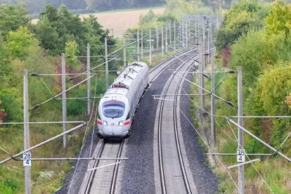 Mehr als 90 wichtige Bahnprojekte in Deutschland in Gefahr