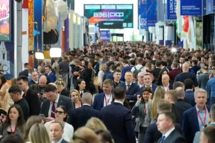 Wirtschaftsforum in St. Petersburg: USA und Deutschland kehren zurück