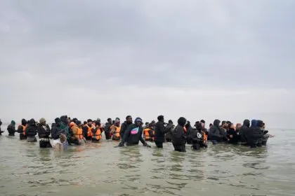 EU-Kommission: Irreguläre Migration hat sich halbiert