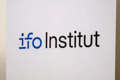 Ifo: Über die Hälfte der deutschen Unternehmen nutzt KI
