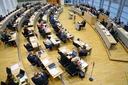 Sachsen-Anhalt: Landtag beschließt Parlamentsreform - gegen die Stimmen der AfD
