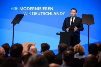 Klingbeil kündigt „unbequeme“ Reformen an: Was Bürger wissen sollten