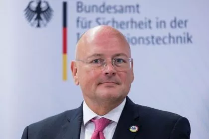 Persönlichkeitsrecht gestärkt: Teilerfolg für Arne Schönbohm gegen ZDF und Böhmermann