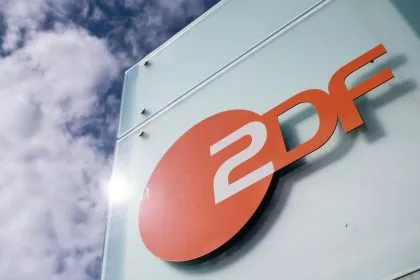 ÖRR unter Druck: ZDF-KI-Skandal sorgt für hitzige Bundestagsdebatte