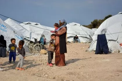 EU-Kommissar verspricht „faire“ Bedingungen in Asylzentren