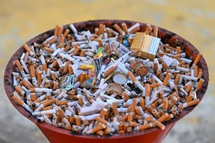 Anti-Tabak-Konferenz dringt auf Kampf gegen Zigarettenkippen