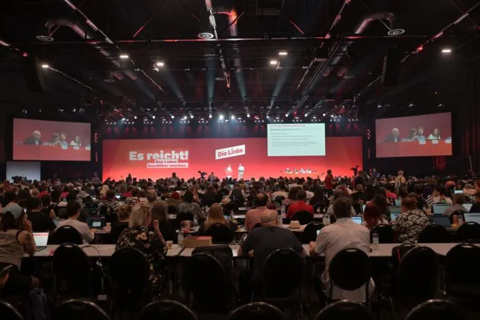 Die Linke macht sich bereit für Sozialproteste.
