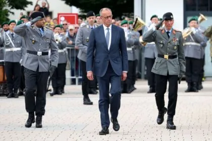 Unsichere Weltlage: Merz fordert starke Bundeswehr