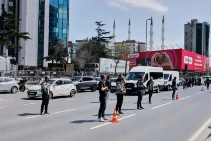 Schüsse vor israelischem Konsulat in Istanbul: Ein Angreifer getötet